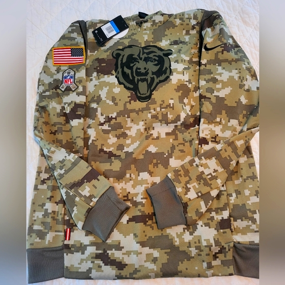Chicago Bears Salute to Service Hoodie - Picture 1 of 1